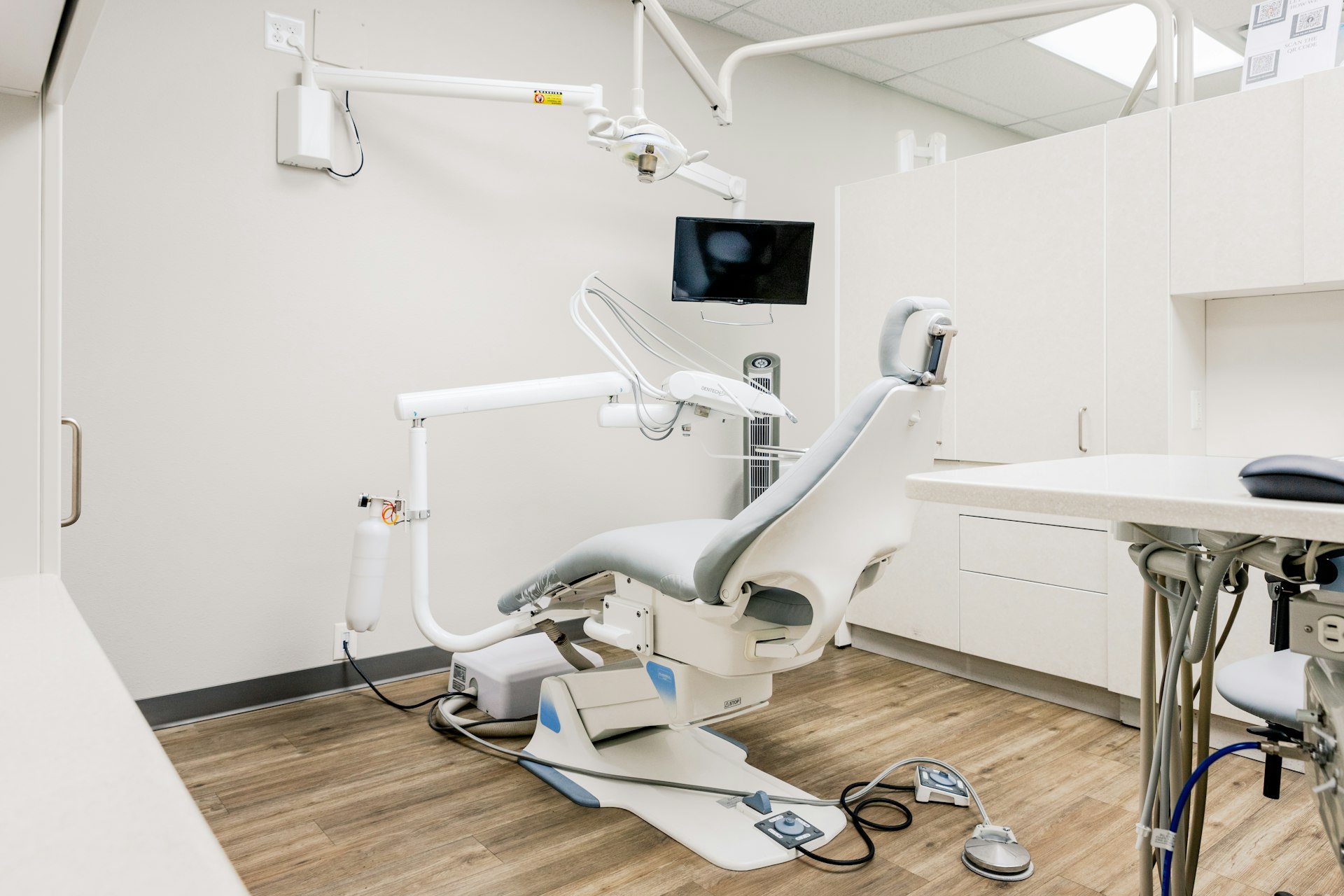 Modern, calm dental treatment room at Ambrose Dental in Scottsville